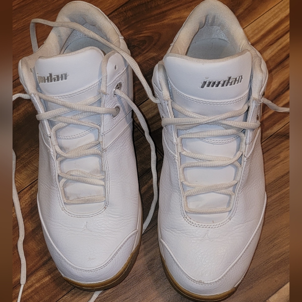 Jordan team Jumpman shoes